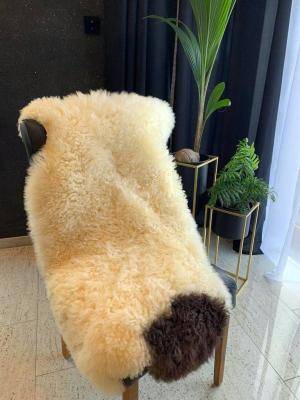 Schapenvachten  - Zweedse - swedish-chocolate-white-sheepskins-adam-leather