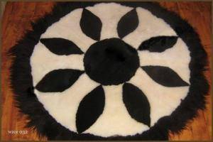 Schapenvachten  - Ronde tapijten - amazing-round-carpets-sheepskin-adam-leather
