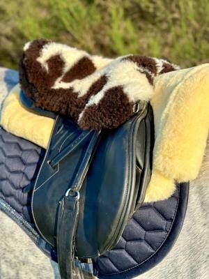 Schapenvachten  - Zadeldekjes voor Ruiters - saddle-cover-sheepskin2