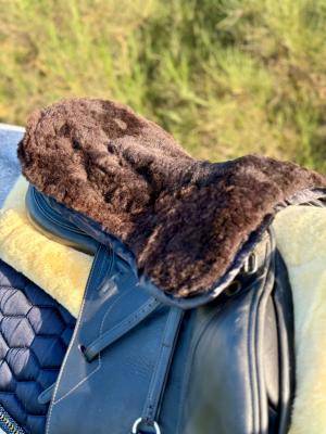 Schapenvachten  - Zadeldekjes voor Ruiters - saddle-cover-sheepskin